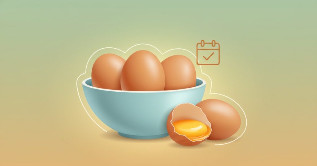 Hình ảnh một bữa sáng dinh dưỡng với món ăn trứng gà, minh họa cho việc tìm hiểu số lượng trứng phù hợp nên ăn mỗi ngày để đảm bảo sức khỏe.